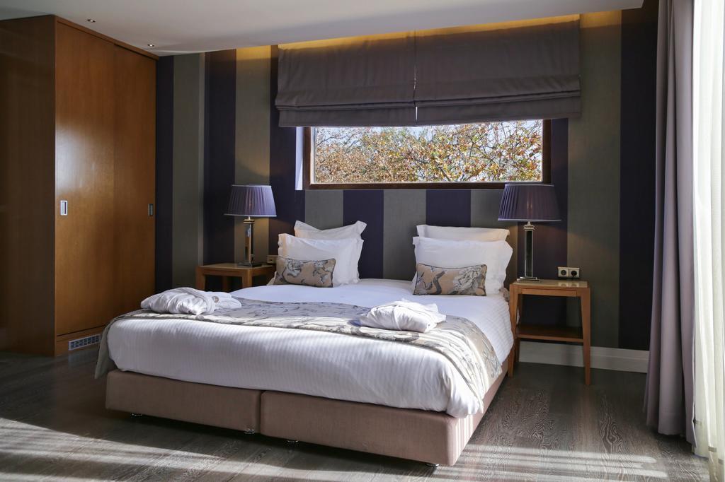 Hotel The Y Ateny