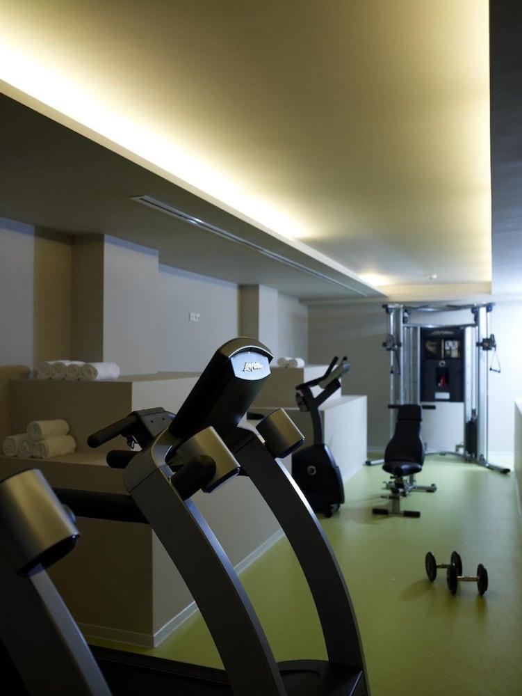The Y Athens